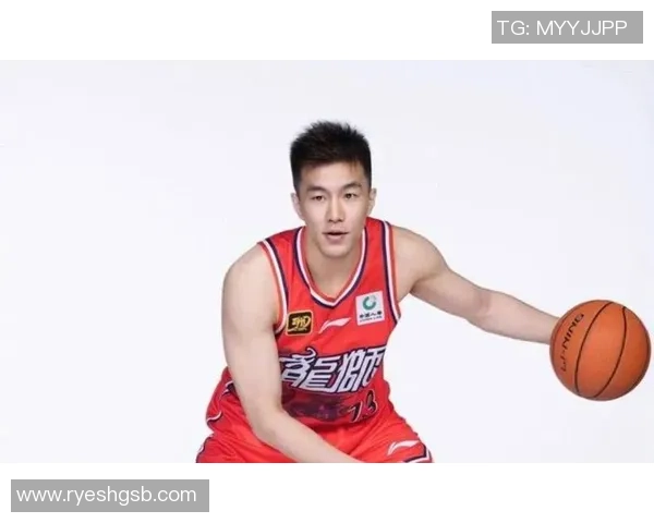 郭艾伦领衔中国篮球新篇章展现青春力量与团队精神的完美结合